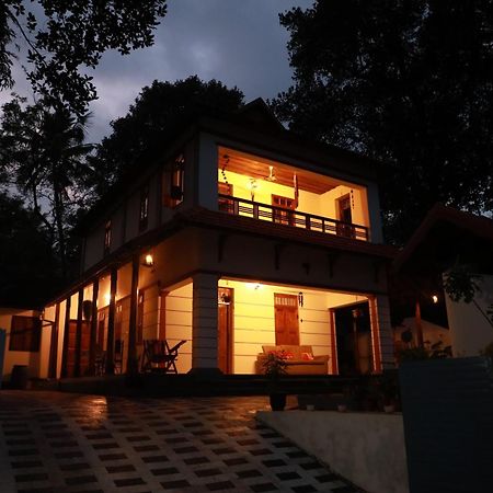 Kovalam Lake View Villa Vellayani Экстерьер фото