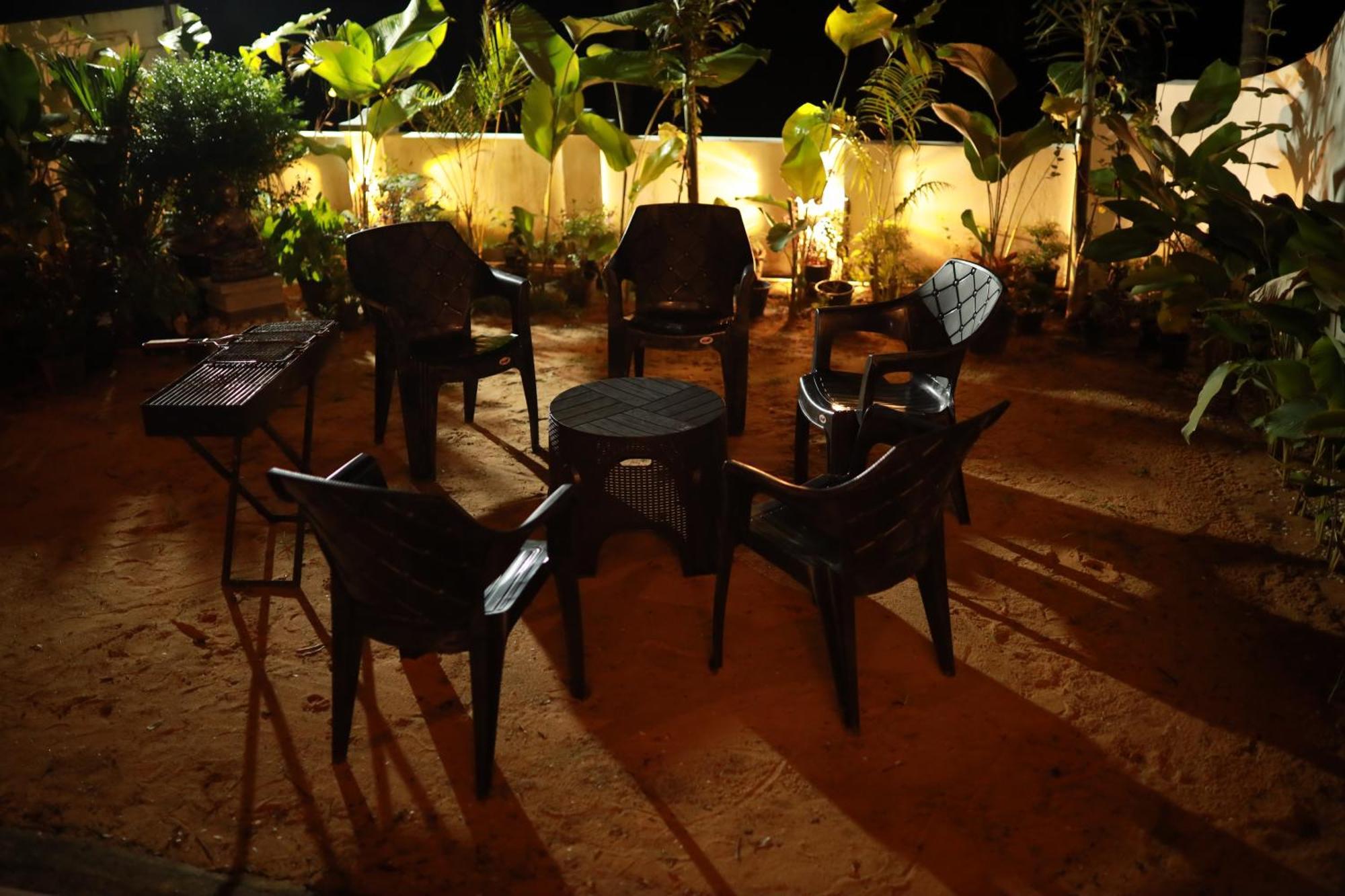 Kovalam Lake View Villa Vellayani Экстерьер фото