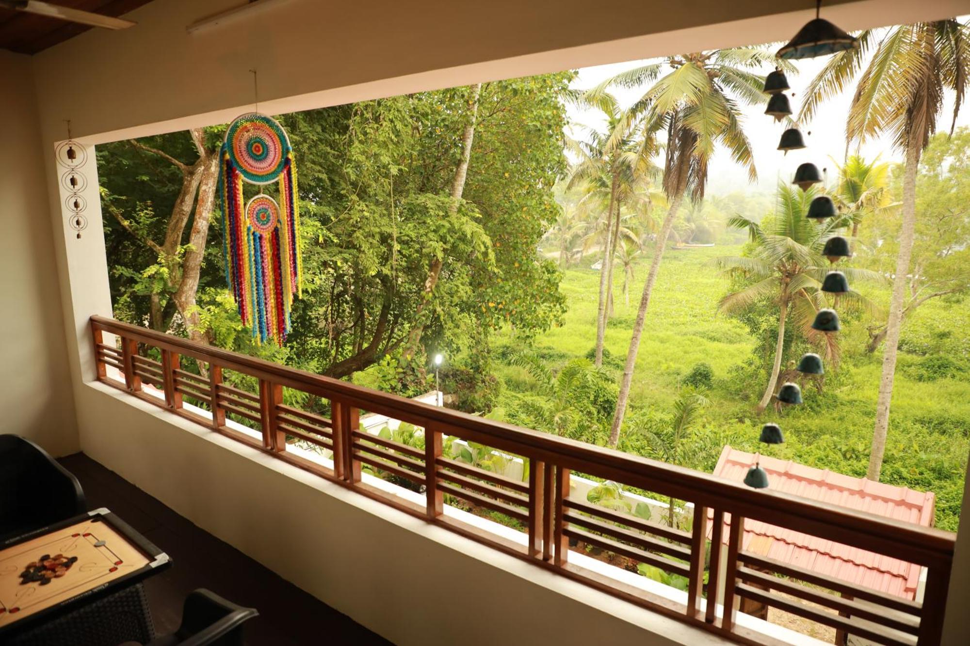 Kovalam Lake View Villa Vellayani Экстерьер фото