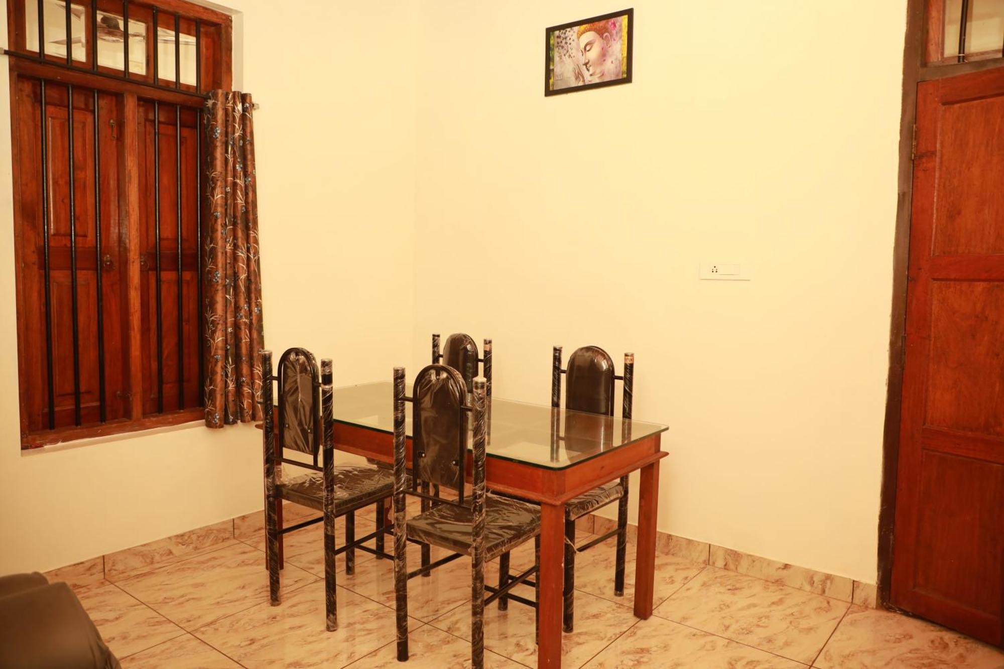 Kovalam Lake View Villa Vellayani Экстерьер фото