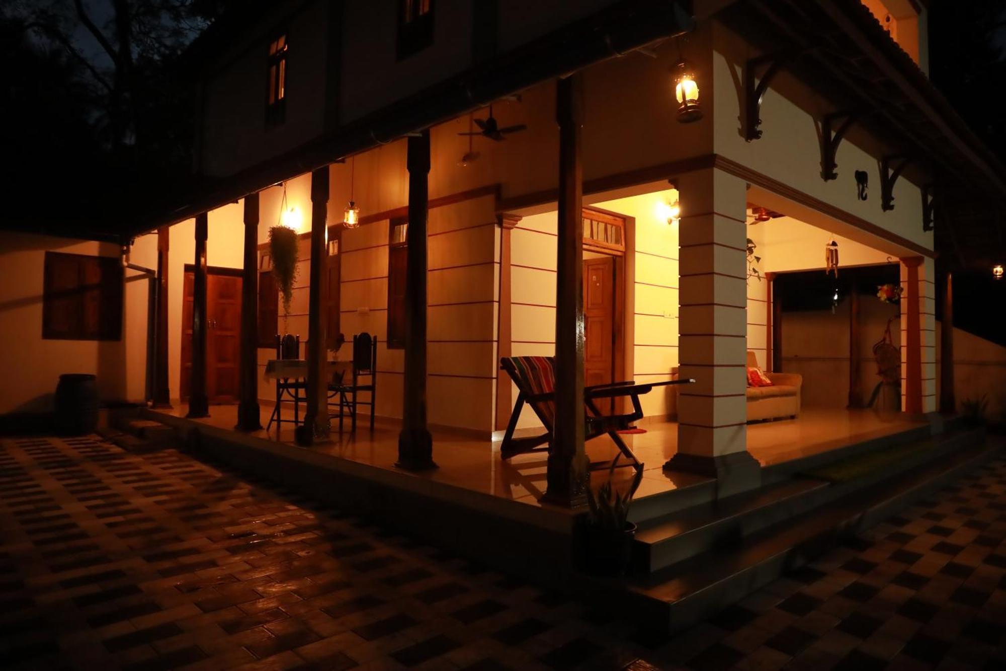 Kovalam Lake View Villa Vellayani Экстерьер фото